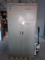 Metalen kasten, Ophalen, Gebruikt