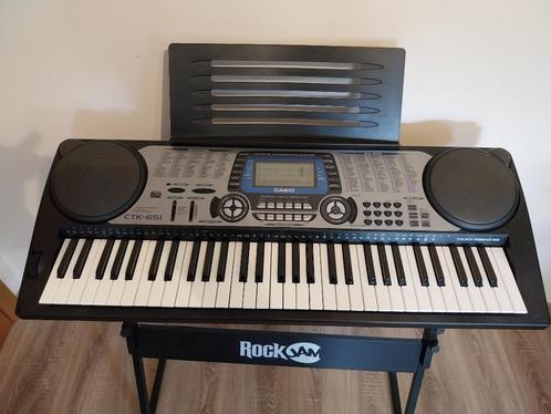Clavier Piano/Synthé Casio CTK-651, Muziek en Instrumenten, Keyboards, Gebruikt, 61 toetsen, Casio, Aanslaggevoelig, Met standaard