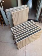 Verschillende soorten radiatoren, Doe-het-zelf en Bouw, Verwarming en Radiatoren, Ophalen, 30 tot 80 cm, Gebruikt, Radiator