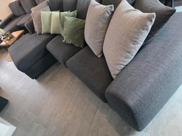 Mooie luxe Zwart Grijze hoekbank 165x310 beschikbaar voor biedingen