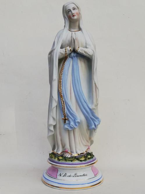 Belle figure en porcelaine - N D de Lourdes - Vieux Paris, Antiquités & Art, Antiquités | Objets religieux, Enlèvement ou Envoi