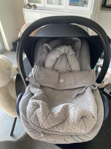 Maxi cosi  beschikbaar voor biedingen