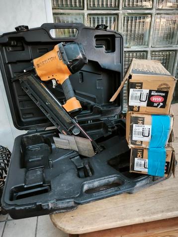 Nagel pistool Bostitch F28WW + Nagels beschikbaar voor biedingen