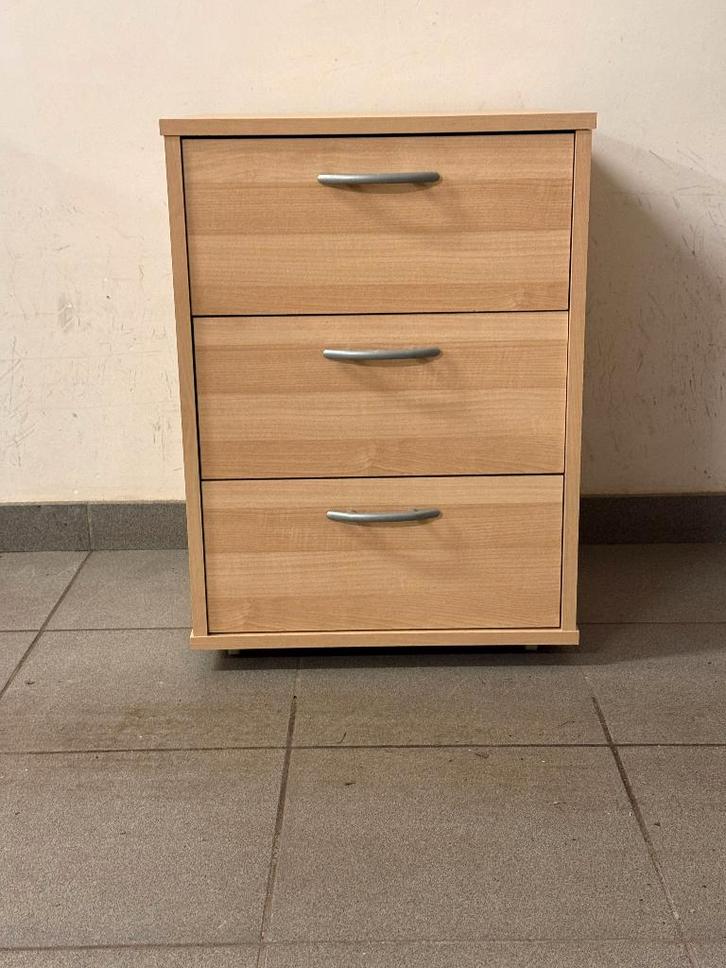 Meuble à tiroirs Idéal pour une salle de jeux ou un bureau, Enfants & Bébés, Chambre d'enfant | Meubles Autre, Utilisé, Autres types