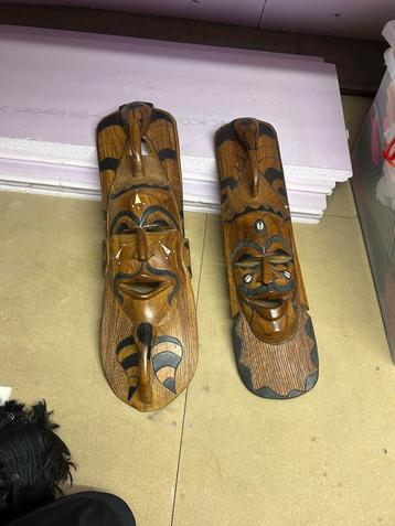 Authentieke Afrikaanse Maskers beschikbaar voor biedingen