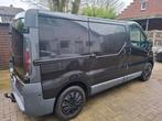 Opel vivaro 2500 cdti 3 zitplaatsen, Auto's, Zwart, Dealer onderhouden, Te koop, 3 zetels