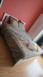 Lit double ikea + matelas + tiroir dessous, Maison & Meubles, Chambre à coucher | Chambres à coucher complètes, Enlèvement