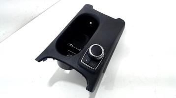 BEDIENINGSPANEEL MULTI MEDIA Mercedes-Benz A (W176) beschikbaar voor biedingen
