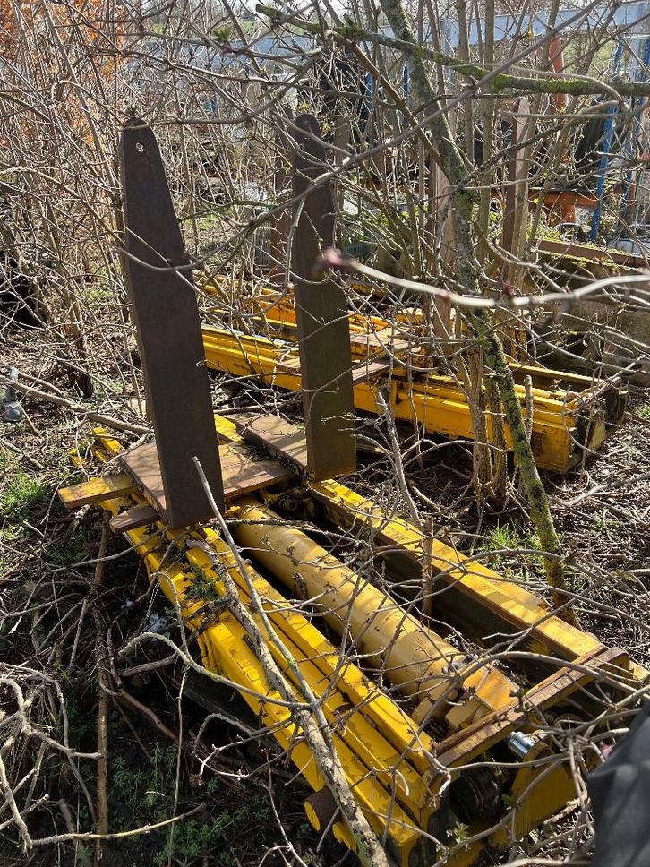 Clark heftruckmasten - voor onderdelen, Zakelijke goederen, Machines en Bouw | Heftrucks en Intern transport, Heftruck, Ophalen