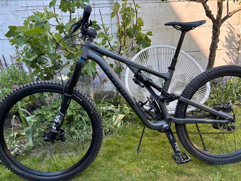 Specialized Stumpjumper EVO Comp Alloy 2022, Fietsen en Brommers, Fietsen | Mountainbikes en ATB, Zo goed als nieuw, Ophalen