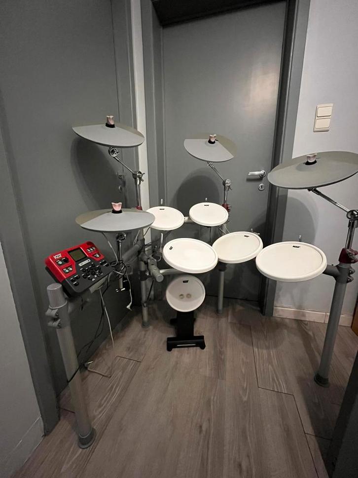 KAT KT3 e-drum, Muziek en Instrumenten, Drumstellen en Slagwerk, Zo goed als nieuw, Ophalen