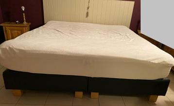 Boxspring 180/200 zwart beschikbaar voor biedingen