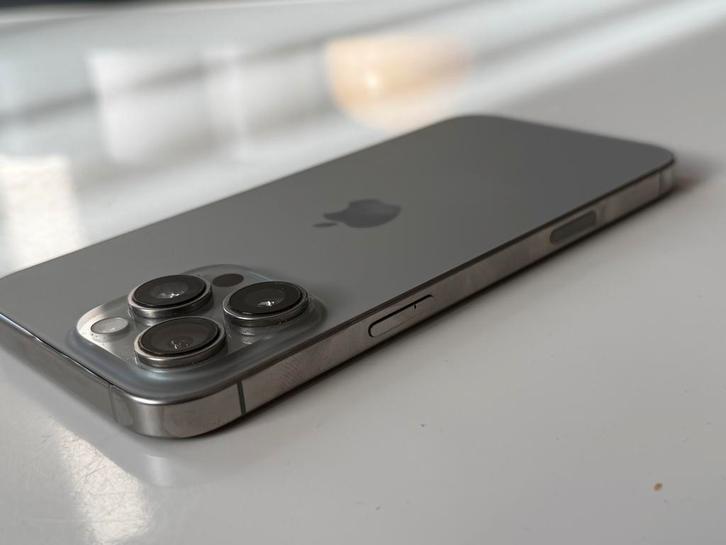 iPhone 16 pro Max dual SIM 256gb, Télécoms, Téléphonie mobile | Apple iPhone, Utilisé, 256 GB, Sans abonnement, Sans simlock, iPhone 16 Pro Max