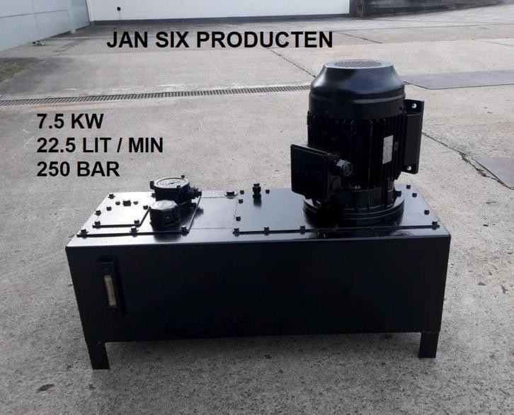 pompgroep 22.5 lit / min NIEUWE MOTOR 7.5 kw 3 fazig, Doe-het-zelf en Bouw, Overige Doe-Het-Zelf en Bouw, Zo goed als nieuw, Ophalen