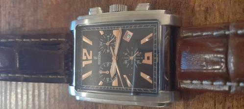 ② Superbe montre á quartz Festina chrono lettrage plaquer Or