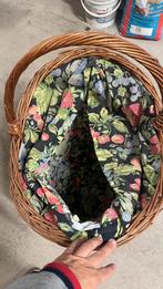 Panier en osier et tissus, Maison & Meubles, Enlèvement, Comme neuf