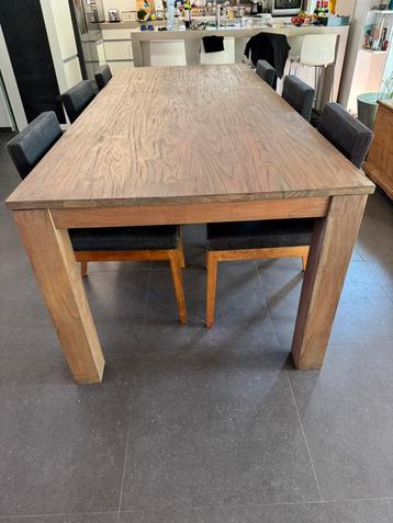 Table en teck 240x100 beschikbaar voor biedingen