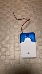 Binnensirene 12 volt           Afmetingen  12 cm x 7 cm, Doe-het-zelf en Bouw, Alarmsystemen, Ophalen, Zo goed als nieuw, Sirene