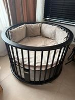 Bopita ronde box/park + matras + bekleding + muziekmobiel, Kinderen en Baby's, Babyparken, Ophalen, Zo goed als nieuw, Wieltjes