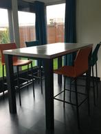 Hoge tafel and 4 stoelen, Huis en Inrichting, Tafels | Eettafels, Ophalen, Overige materialen, 100 tot 150 cm, 50 tot 100 cm
