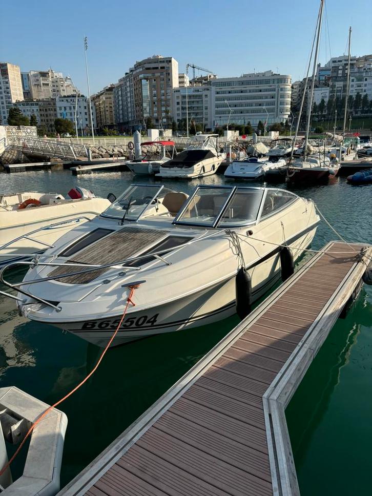 Jeanneu cap camarat 6.5 dc 150pk Yamaha, Watersport en Boten, Speedboten, Zo goed als nieuw, 6 meter of meer, Benzine, 120 tot 200 pk