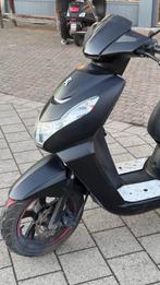 Peugeot kisbee rs klasse a, Fietsen en Brommers, Ophalen of Verzenden, Zo goed als nieuw