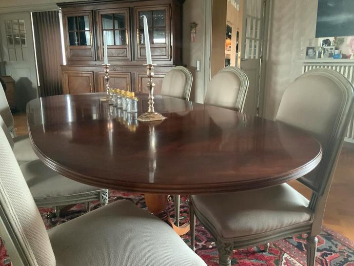 Antieke massieve acajou eettafel met uitneembaar tussenstuk, Huis en Inrichting, Tafels | Eettafels, Zo goed als nieuw, Ovaal