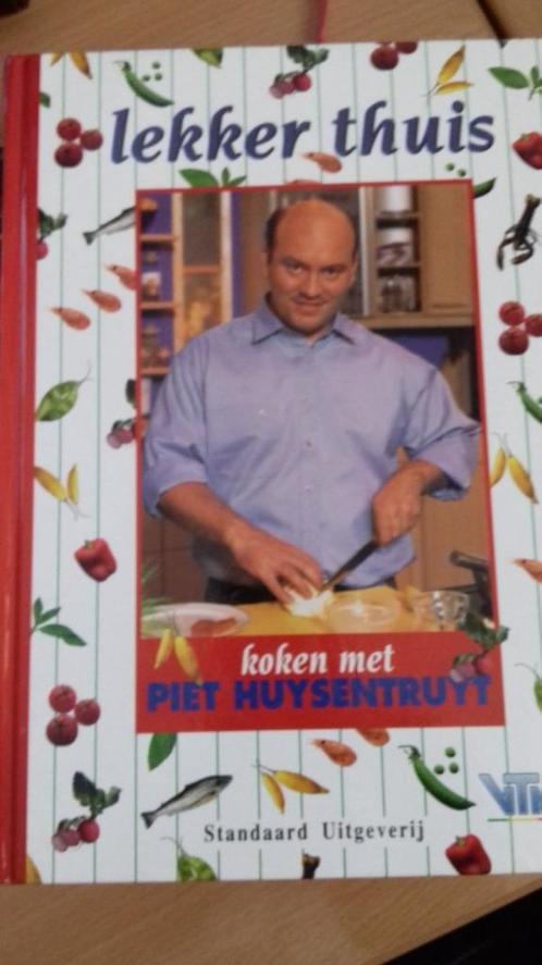 boek: lekker thuis/Piet Huysentruyt(NIEUW)+ gratis...., Boeken, Kookboeken, Zo goed als nieuw, Ophalen of Verzenden
