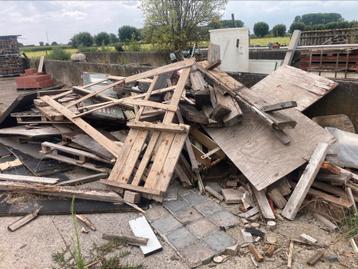 Brandhout gratis beschikbaar voor biedingen