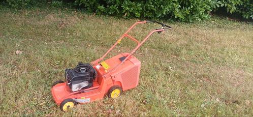 Wolf Garten grasmaaier voor onderdelen of opmaak, Tuin en Terras, Grasmaaiers, Gebruikt, Benzine-grasmaaier, 40 t/m 49 cm, Cirkelmaaier