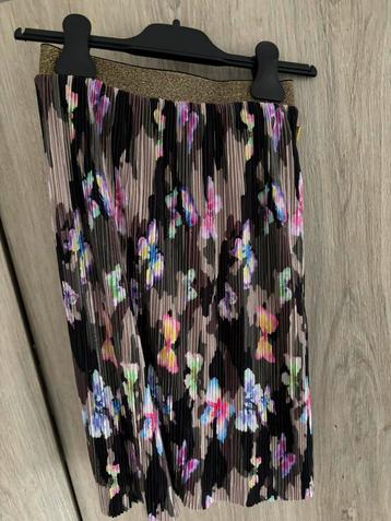 Midi winterrok met fijne rib kleine maat 164. Vingino. beschikbaar voor biedingen