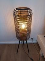 Designer lamp with honeycomb design by furnitale, Huis en Inrichting, Lampen | Vloerlampen, Minder dan 100 cm, Metaal, Zo goed als nieuw