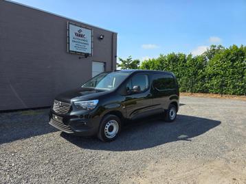 Opel combo , benzine 3 zit , veel opties ! beschikbaar voor biedingen