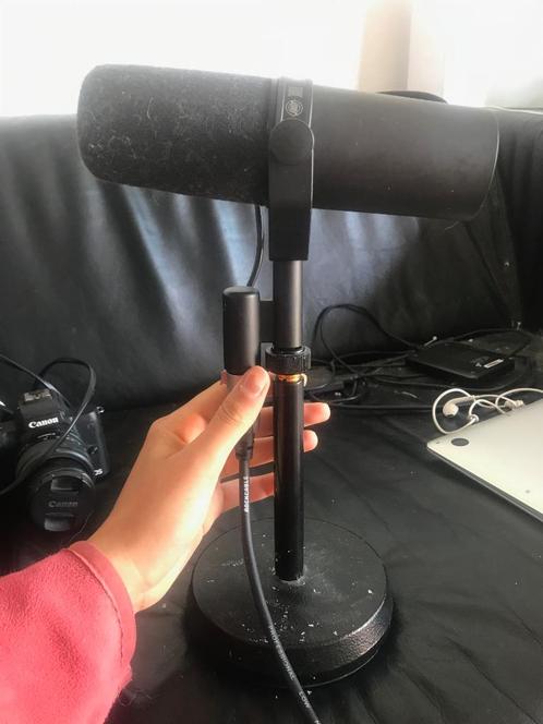 Shure SM7B dynamische microfoon + adapter te koop, Elektronische apparatuur, Overige elektronische apparatuur, Zo goed als nieuw