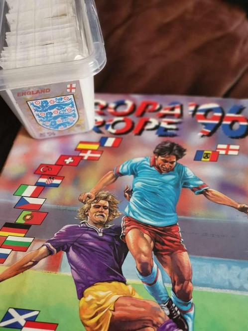 Stickers Panini -  belles récupérations EURO 96, Collections, Articles de Sport & Football, Utilisé, Affiche, Image ou Autocollant