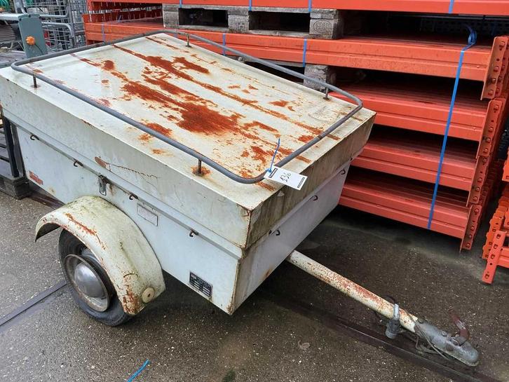 Nombre ouvert, Autos : Divers, Remorques, Utilisé