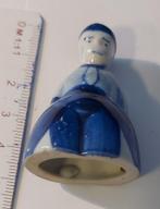Boerke miniature bleue de Delft, Envoi
