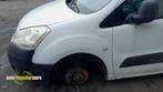 Scherm links-voor van een Citroen Berlingo (Berlingo 08-) (E, 3 maanden garantie, Gebruikt