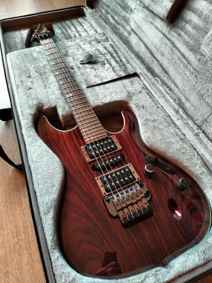 À vendre/à échanger. Ibanez S970WRW-NT, Musique & Instruments, Instruments à corde | Guitares | Électriques, Enlèvement