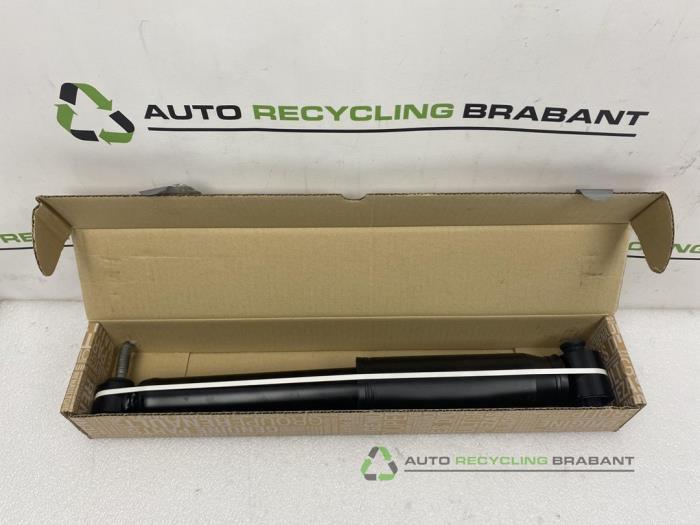 Joint caoutchouc amortisseur arrière droit d'un Renault Sce, Autos : Pièces & Accessoires, Suspension & Châssis, Utilisé, 3 mois de garantie