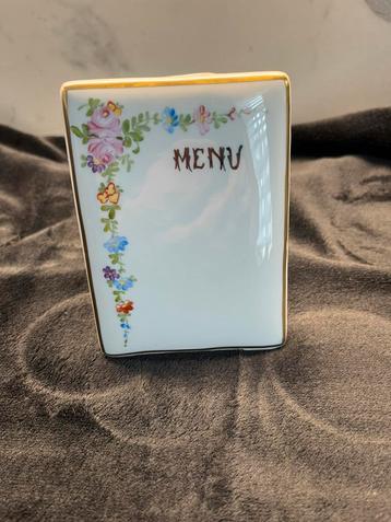 Limoges menu beschikbaar voor biedingen