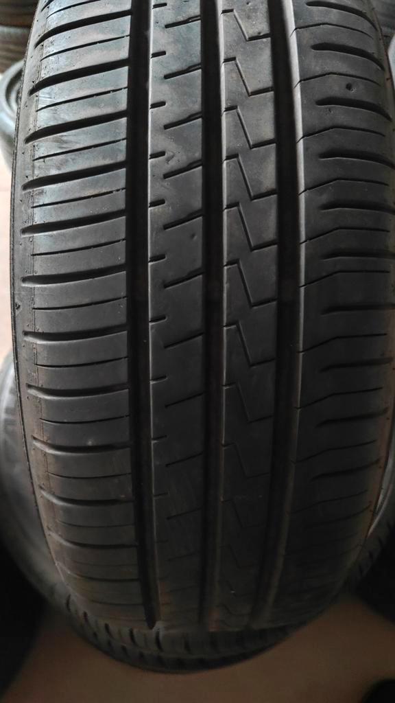 Occasie banden 195/55r15 falken 40€ per stuk met montage, Auto-onderdelen, Besturing, Ophalen
