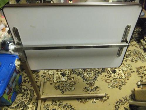 bijzet tafel, Huis en Inrichting, Tafels | Bijzettafels, Gebruikt, Rechthoekig, 60 cm of meer, Overige materialen, Ophalen