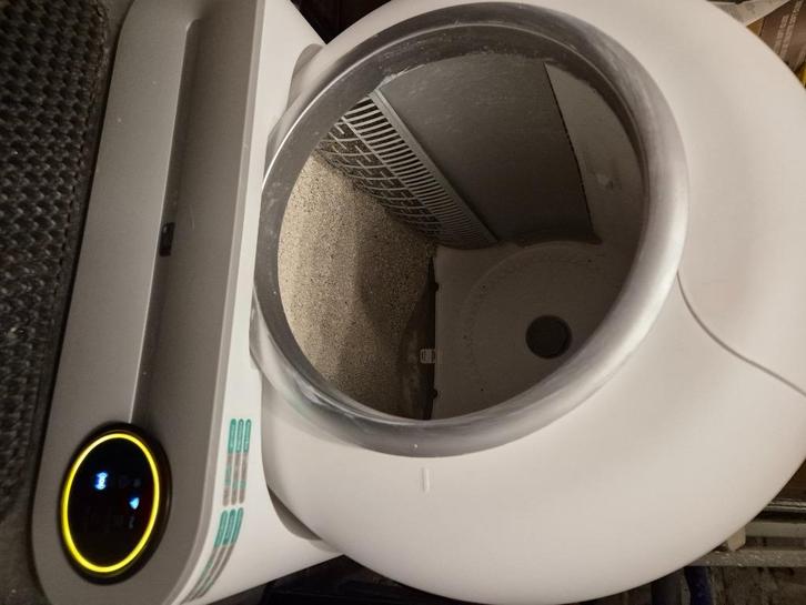 Automatische kattenbak, Dieren en Toebehoren, Kattenbakken, Zo goed als nieuw, Gesloten, Ophalen