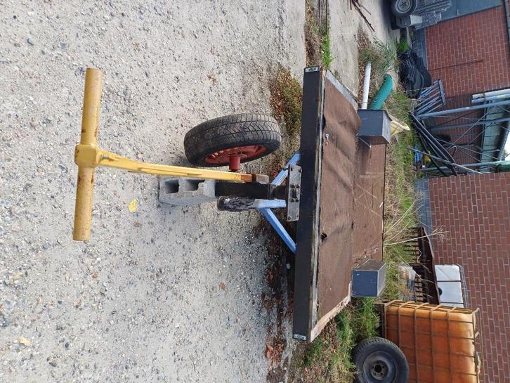 Remork platte wagen (carnavals chasis), Zakelijke goederen, Machines en Bouw | Transport, Ophalen