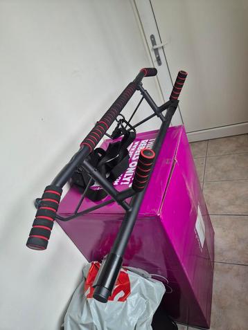 Optrekstang pull up bar zonder schroeven beschikbaar voor biedingen