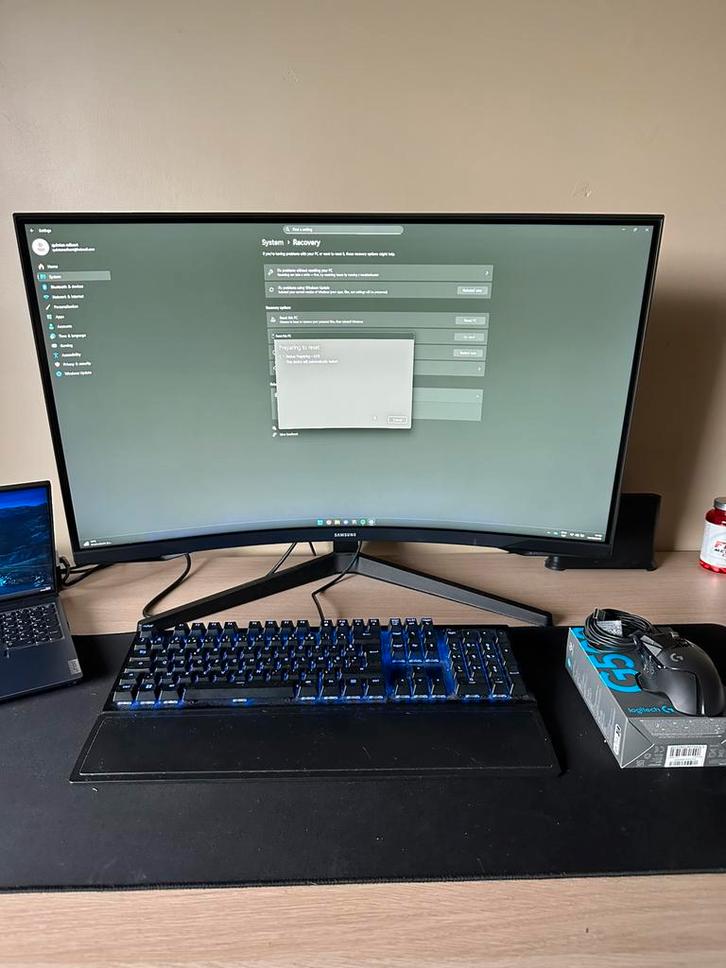 Lenovo legion 5 pro laptop met toebehoren, Computers en Software, Windows Laptops, Zo goed als nieuw, Ophalen