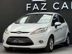 Ford Fiesta 1.6 TDCi Titanium * CLIM + JANTES + BLUETOOTH *, Auto's, Voorwielaandrijving, Euro 5, Stof, Zwart
