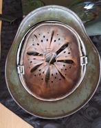 Duitse helm M35 Wehrmacht DD, Verzamelen, Ophalen of Verzenden, Overige soorten, Helm of Baret
