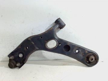 DRAAGARM RECHTS VOOR Toyota RAV4 (A4) (01-2012/01-2019) beschikbaar voor biedingen